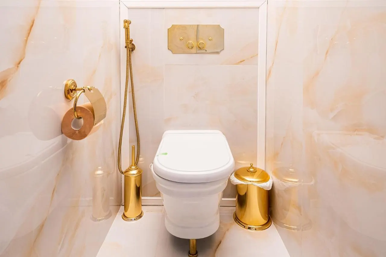 Private Museum Apartment With Antique Decor 부쿠레슈티 0*,
